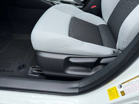New 2026 Toyota Corolla SE FWD image 13