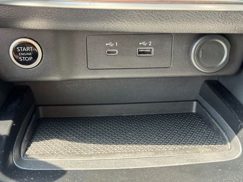 Used 2022 Nissan Rogue SV FWD image 25
