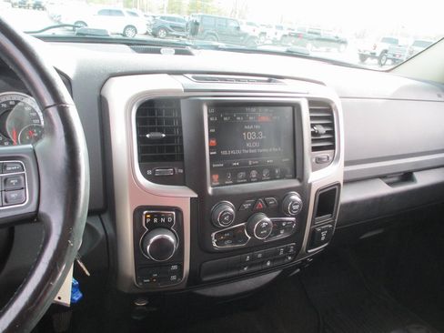 Used 2015 RAM 1500 Outdoorsman image 25