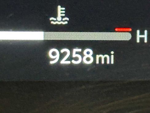 Certified 2025 Toyota Highlander Platinum image 20