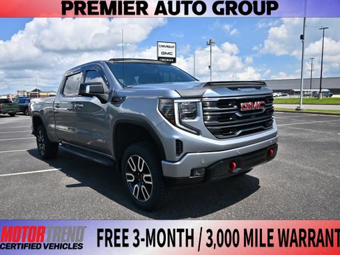 Used 2024 GMC Sierra 1500 AT4 w/ Technology Package AWD/4WD image 1