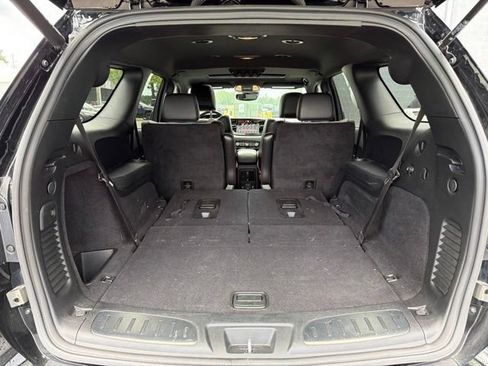 Used 2023 Dodge Durango GT RWD image 16