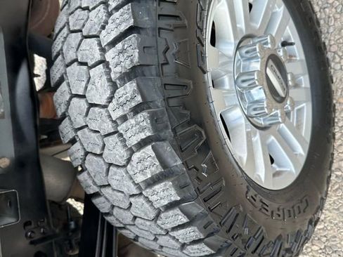 Used 2019 Ford F250 XL w/ STX Appearance Package image 44