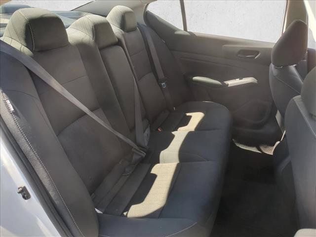 Used 2024 Nissan Altima 2.5 S FWD image 18