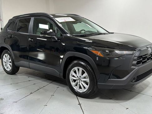 Certified 2026 Toyota Corolla Cross LE image 3