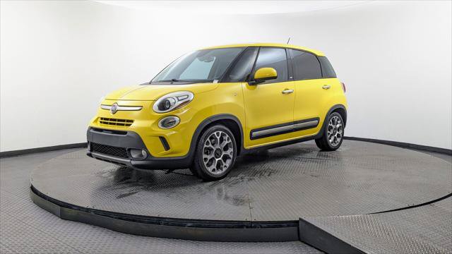 Used 2014 FIAT 500L Trekking w/ Popular Equipment Group FWD image 2