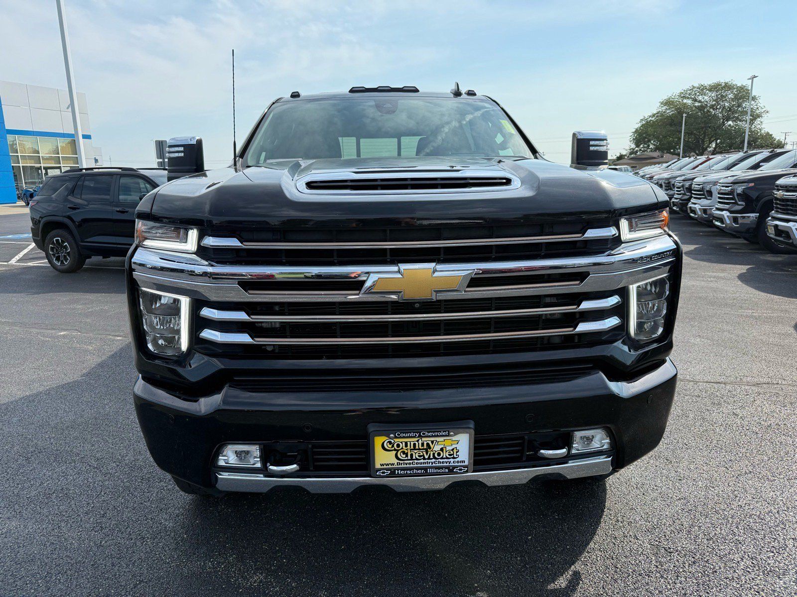 Used 2022 Chevrolet Silverado 2500 High Country w/ Z71 Off-Road Package AWD/4WD image 8