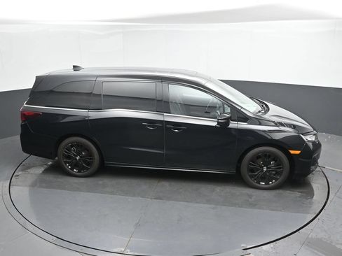 Used 2025 Honda Odyssey Sport-L image 37