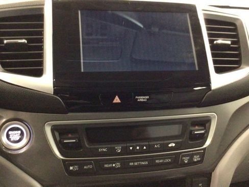 Used 2016 Honda Pilot EX-L image 18