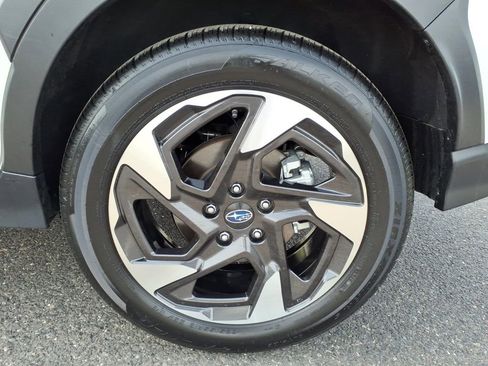 Certified 2025 Subaru Crosstrek 2.5i Limited image 16