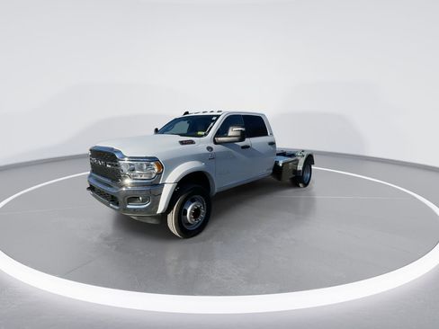 Used 2024 RAM 4500 SLT w/ Quick Order Package 2YG SLT image 4