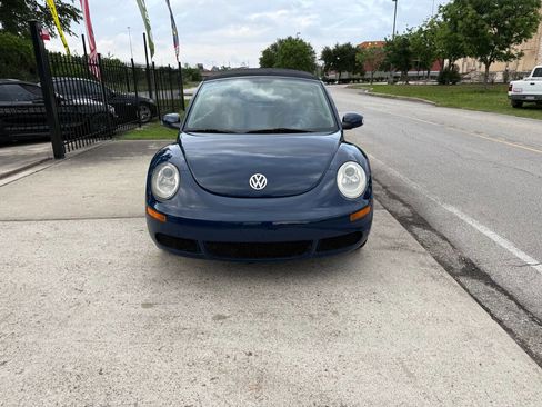 Used 2008 Volkswagen Beetle S image 4