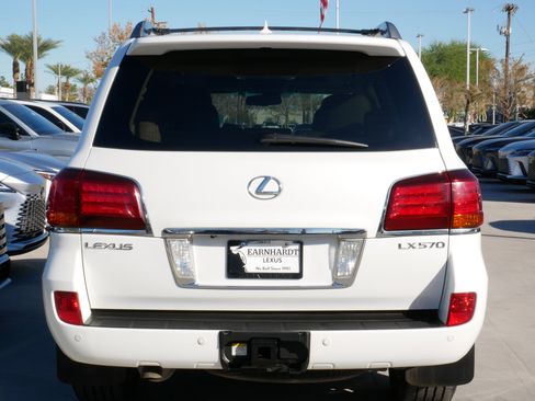 Used 2010 Lexus LX 570 4WD image 7