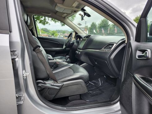 Used 2018 Dodge Journey Crossroad FWD image 6
