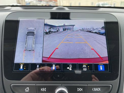 Used 2024 Chevrolet Equinox LT image 11