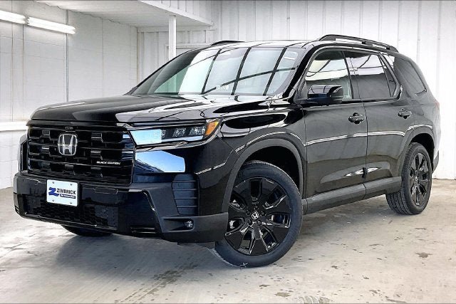 New 2026 Honda Pilot Black Edition image 2