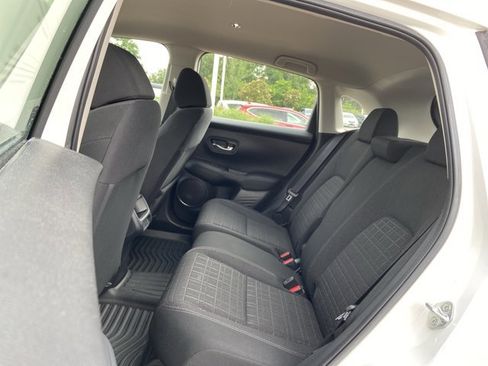 Used 2024 Honda HR-V LX image 16