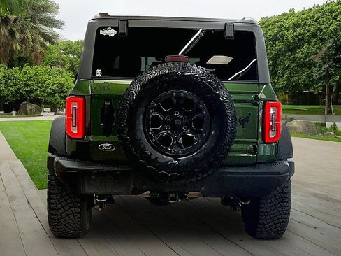 Used 2022 Ford Bronco Badlands AWD/4WD image 3