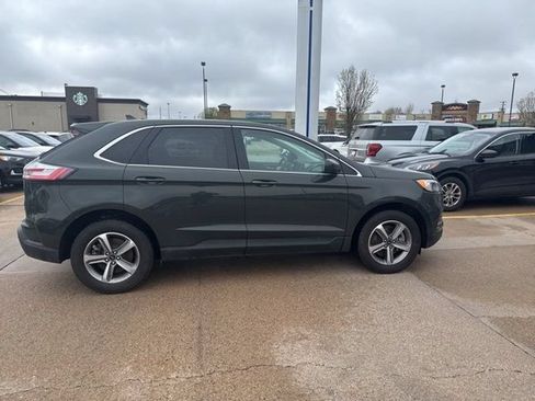 Used 2023 Ford Edge SEL w/ Convenience Package AWD/4WD image 4