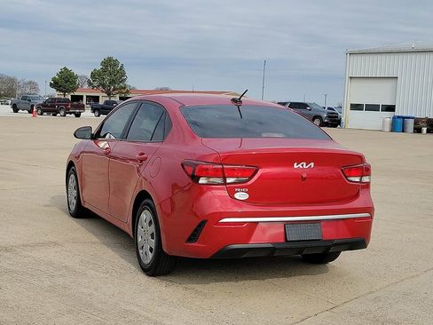Used 2022 Kia Rio S image 4