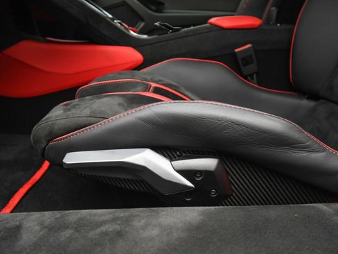 Used 2023 Lamborghini Huracan Tecnica image 42