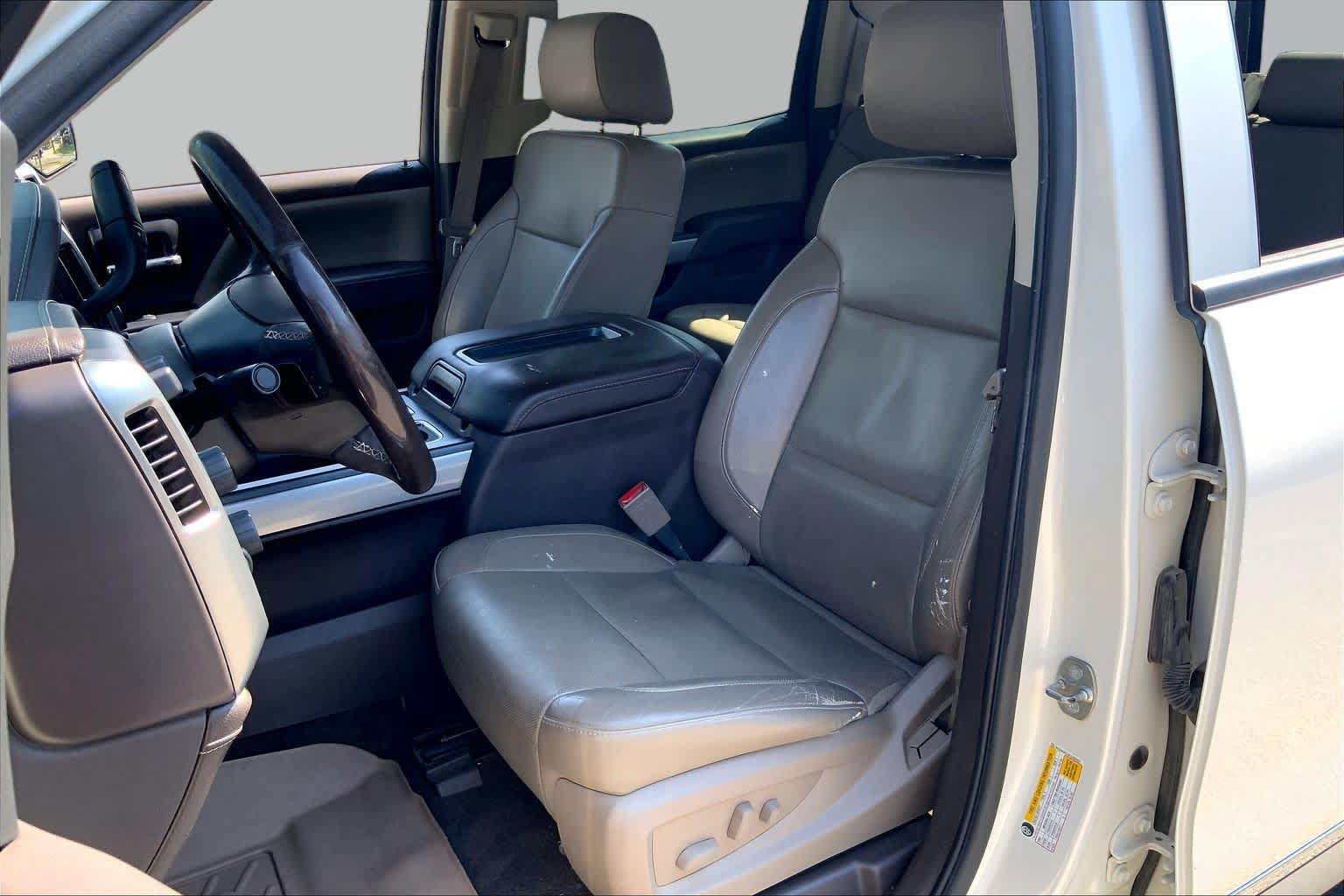 Used 2014 Chevrolet Silverado 1500 LTZ Z71 w/ LTZ Plus Package AWD/4WD image 7