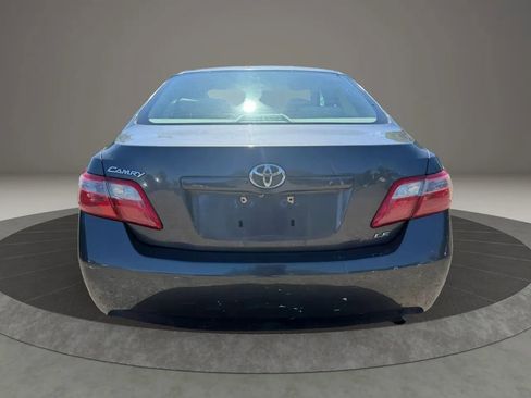 Used 2009 Toyota Camry SE FWD image 6