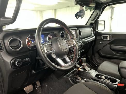 Used 2020 Jeep Wrangler Unlimited Rubicon w/ Quick Order Package 28Y Recon AWD/4WD image 10