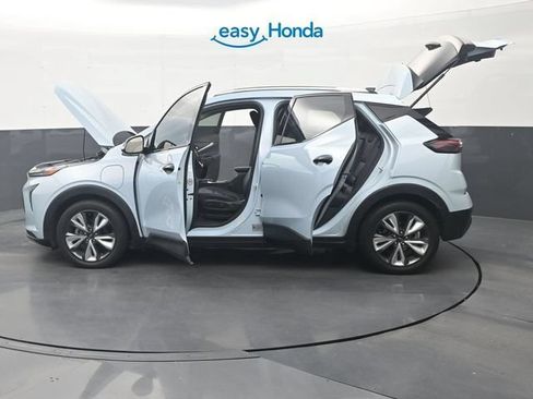 Used 2022 Chevrolet Bolt EUV LT w/ Convenience Package FWD image 38