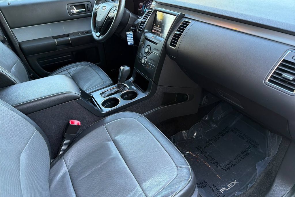 Used 2014 Ford Flex SEL w/ Equipment Group 202A AWD/4WD image 14