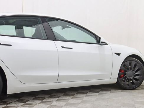 Used 2022 Tesla Model 3 Performance image 9