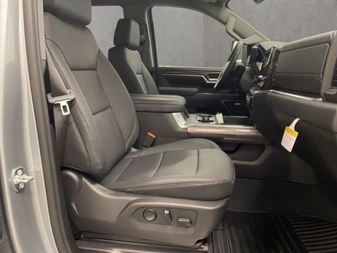 New 2026 Chevrolet Silverado 2500 LTZ w/ LTZ Plus Package AWD/4WD image 19