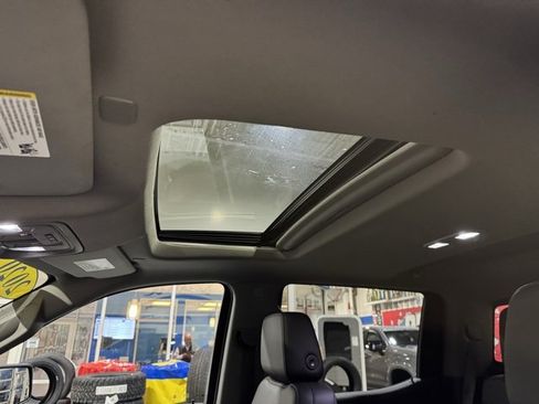 Used 2020 Chevrolet Silverado 1500 LTZ w/ LTZ Premium Package image 8