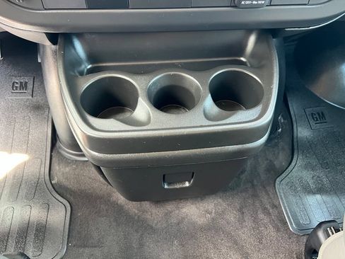 Used 2025 Chevrolet Express 2500 LT w/ LT Preferred Equipment Group RWD image 32