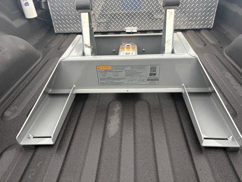 Used 2018 RAM 3500 Laramie Longhorn image 7