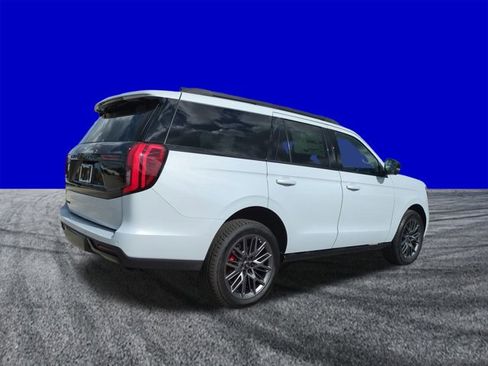 New 2025 Ford Expedition Platinum w/ Stealth Performance Package image 4
