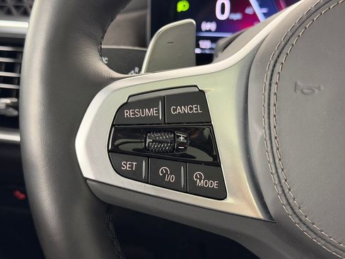 Used 2025 BMW X5 xDrive40i w/ Executive Package image 14