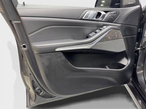 Used 2020 BMW X7 xDrive40i w/ Premium Package image 26