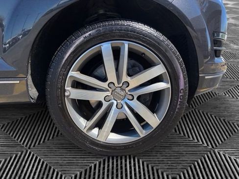 Used 2014 Audi Q7 3.0T Premium Plus w/ Premium Plus Package AWD/4WD image 32