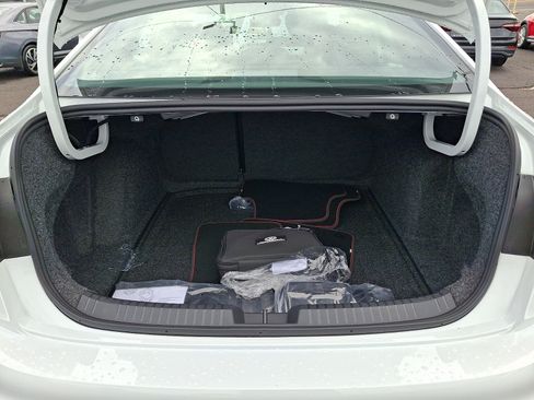 Certified 2026 Volkswagen Jetta GLI Autobahn FWD image 28
