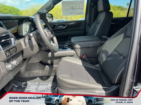 New 2026 GMC Yukon Elevation image 9