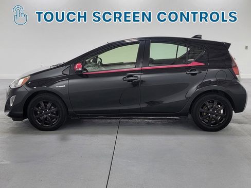 Used 2016 Toyota Prius C Persona Series image 6