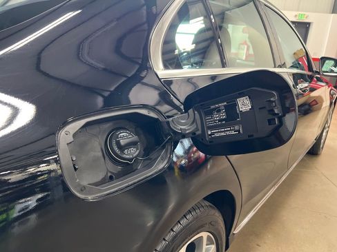 Used 2015 Mercedes-Benz C 300 4MATIC Sedan image 51