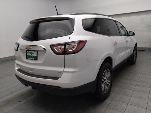 Used 2017 Chevrolet Traverse LT image 9