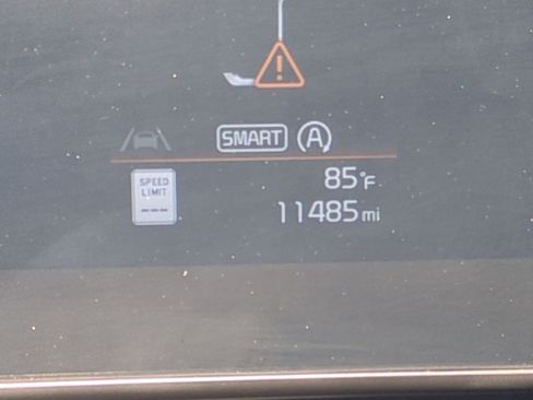 Used 2024 Kia Sportage EX FWD image 15
