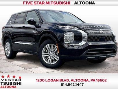 New 2025 Mitsubishi Outlander ES