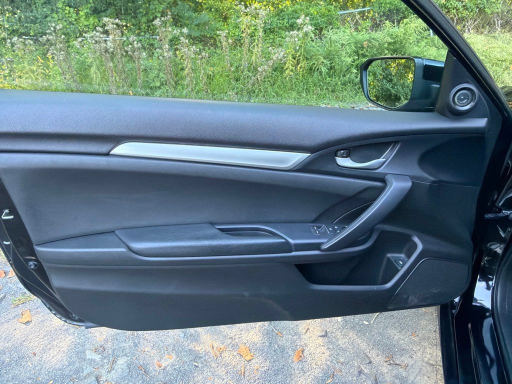 Used 2019 Honda Civic Sport image 13
