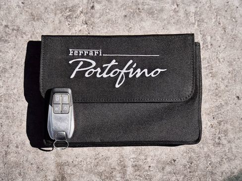 Used 2020 Ferrari Portofino RWD image 78