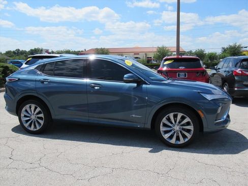 Used 2024 Buick Envista Avenir FWD image 2
