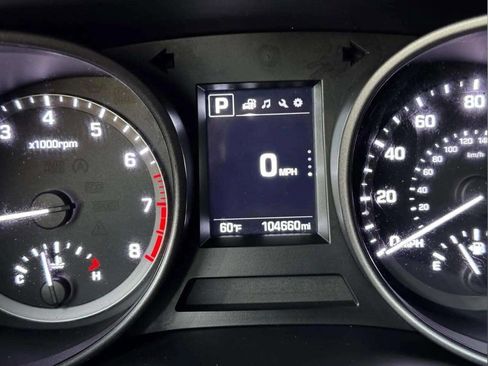 Used 2017 Hyundai Santa Fe Sport image 24